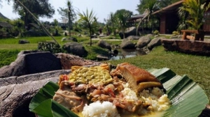 Wisata Kuliner Menarik di Yogyakarta: Warung Watoe Gadjah Jogja