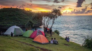 Wisata Pantai Kesirat Jogja: Daya Tarik, Harga Tiket dan Fasilitas