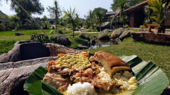 Bakpia kukus tugu jogja