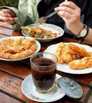 Bakpia kukus tugu jogja