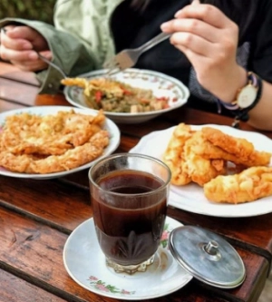 Warung Kopi Klotok Jogja: Menu, Harga, dan Info Lainnya